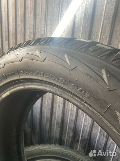 Hankook Ventus K102 225/55 R18 98T
