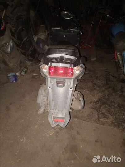 Продам мопед раисер 150 кубов