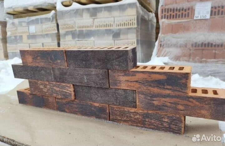 Кирпич полуторный пустотелый