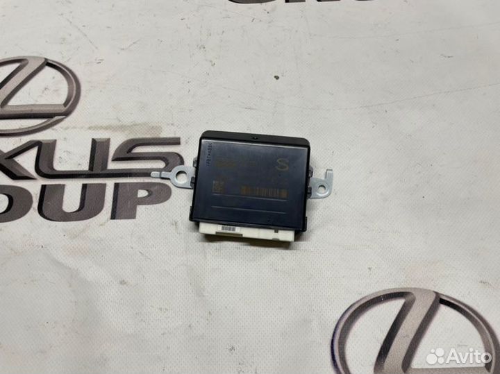 Блок управления дверьми зад. Lexus RX450h