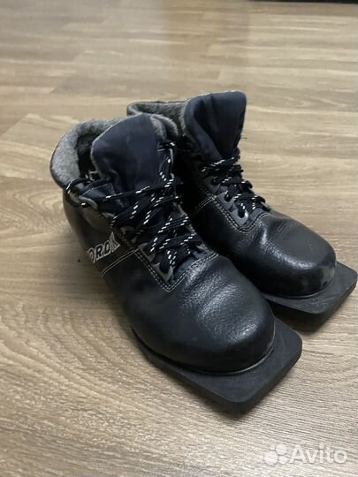 Лыжные ботикнки nordik