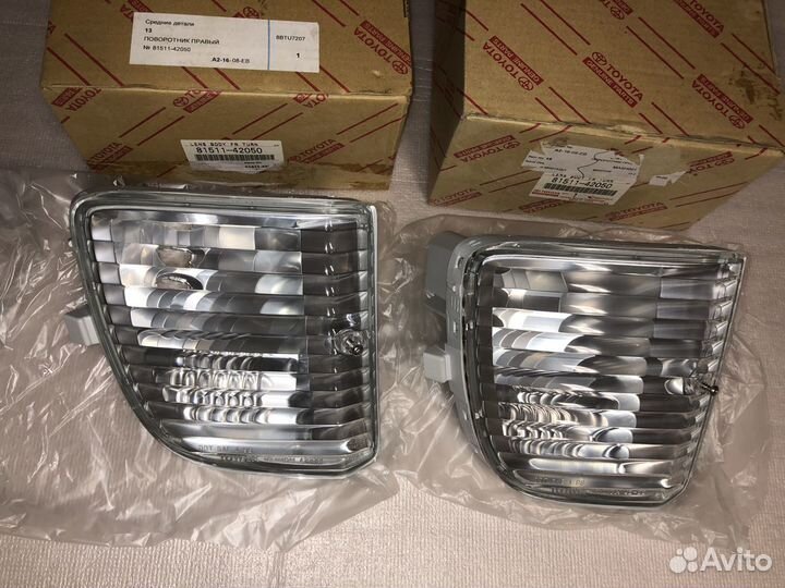 Поворотник прав toyota RAV4 CA20 8151142050