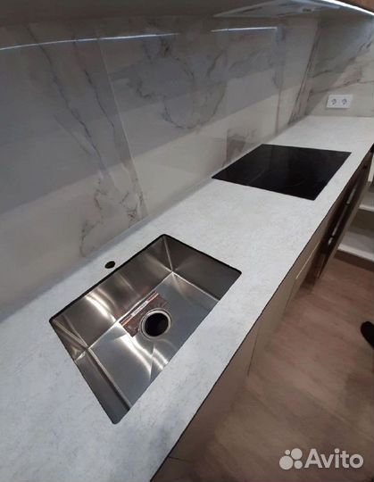 Кухня в стиле минимализм на заказ свои фото