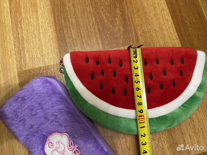 Косметичка, подставка д/тел, мяч детские новые