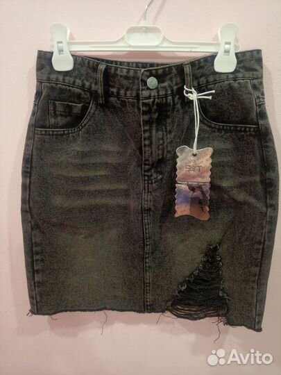 Женские вещи 42 размера