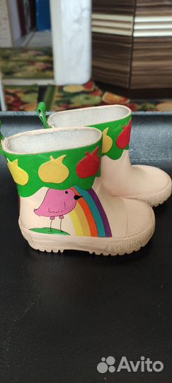 Резиновые сапоги для девочки