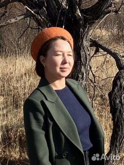 Женский берет