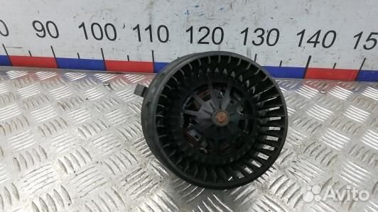 Моторчик печки audi Q7 (BAD02KK01)