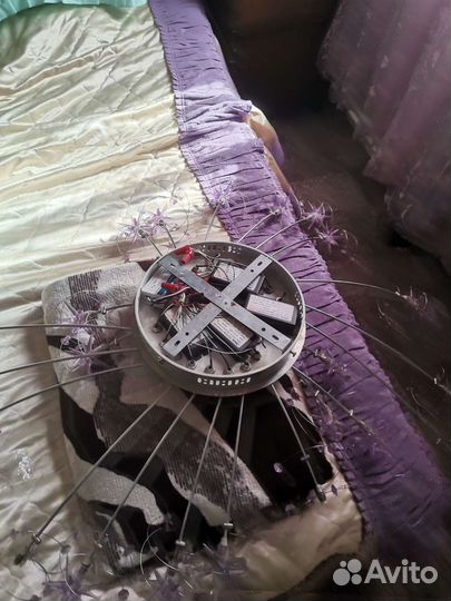 Люстра галогеновая