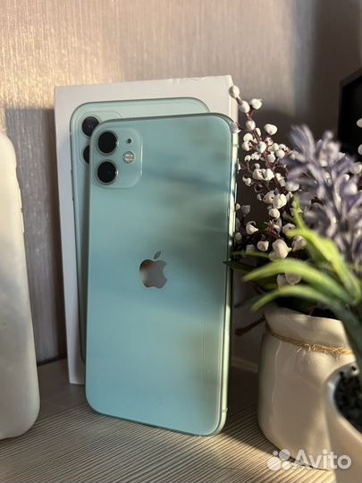 iPhone 11, 64 ГБ