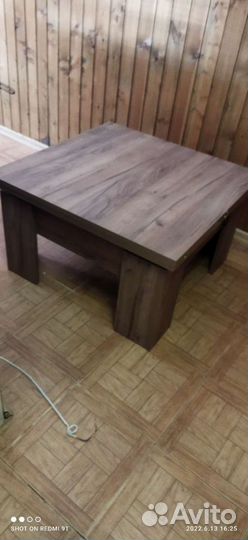 Кухонный стол