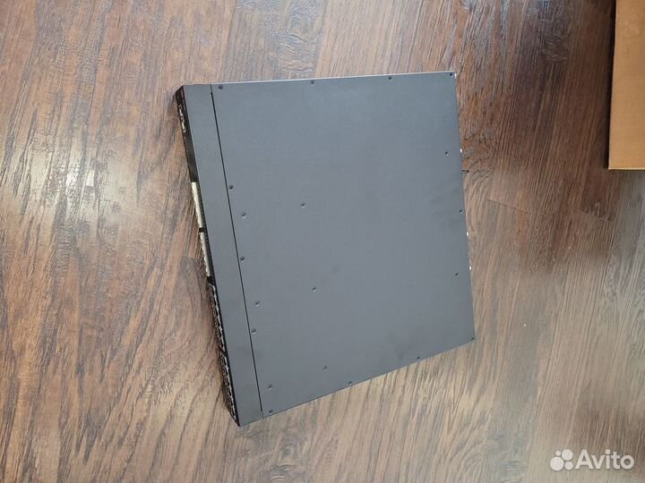 Коммутатор Brocade ICX 6610-24P-PE