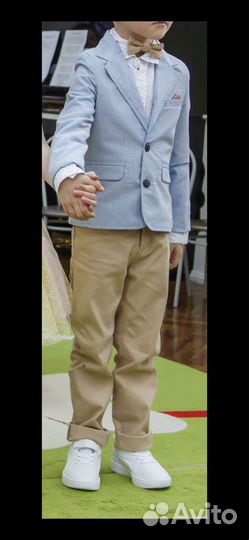 Костюм нарядный