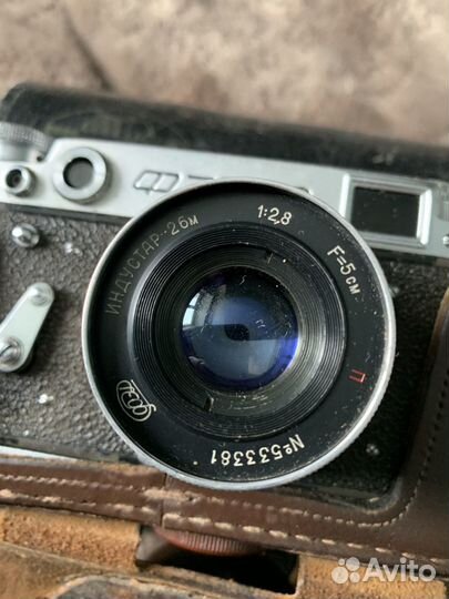 Фотоаппарат и вспышка