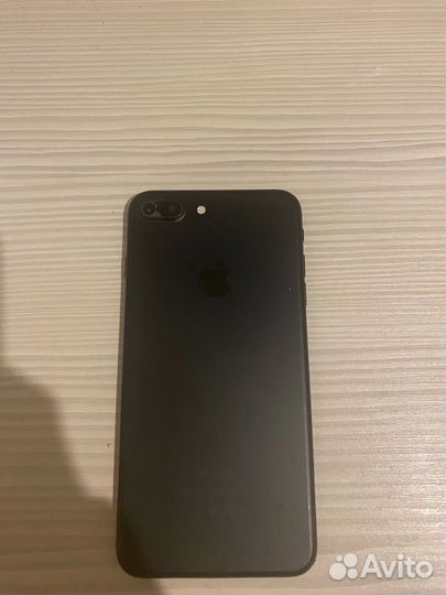 Телефон iPhone 7 plus 128g
