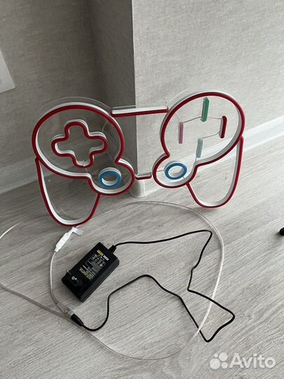 Светильник /Ночник/геймпад/отличное состояние