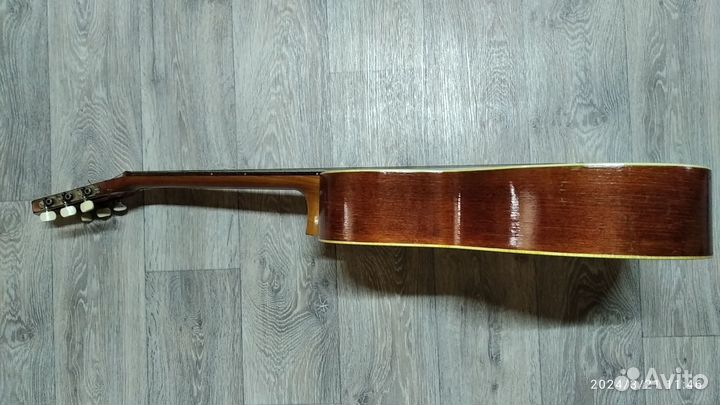 Классическая гитара,Cremona