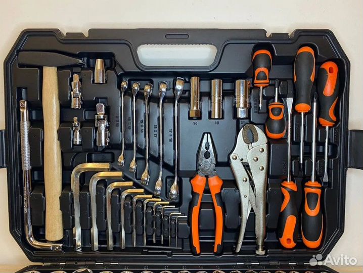 Набор инструментов в чемодане 150 предметов