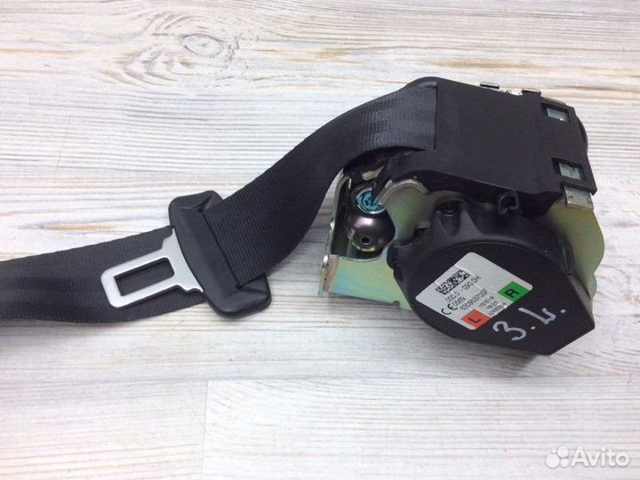 Ремень безопасности с пиропатроном задний левый