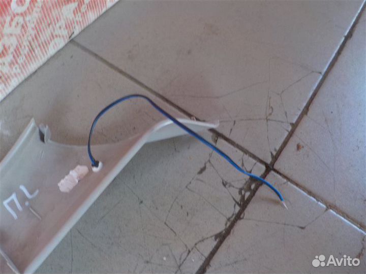 Обшивка стойки передняя левая Renault Duster