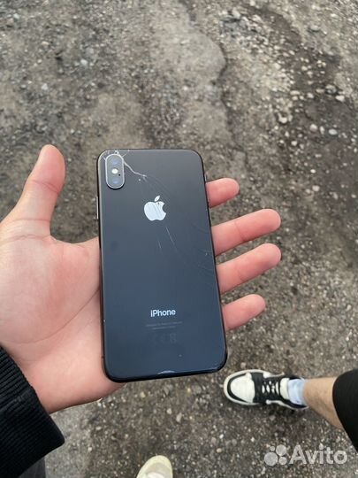 iPhone X, 64 ГБ