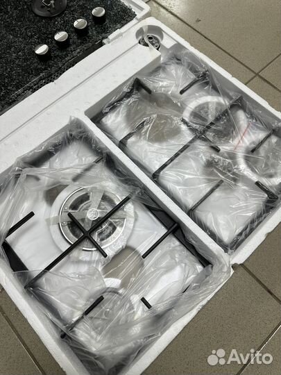 Газовая варочная панель на запчасти новая битая