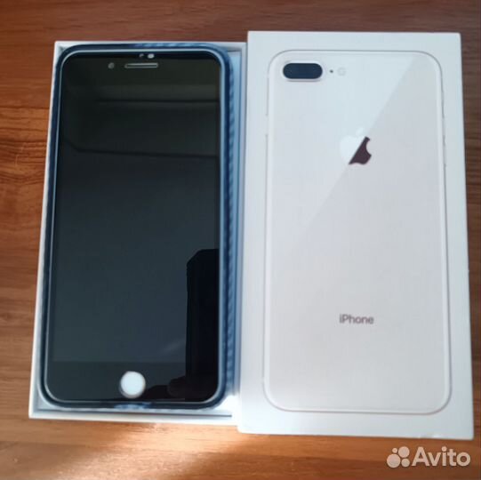 iPhone 8 Plus, 64 ГБ