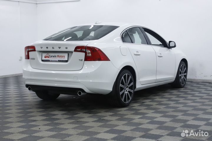 Volvo S60, 2014