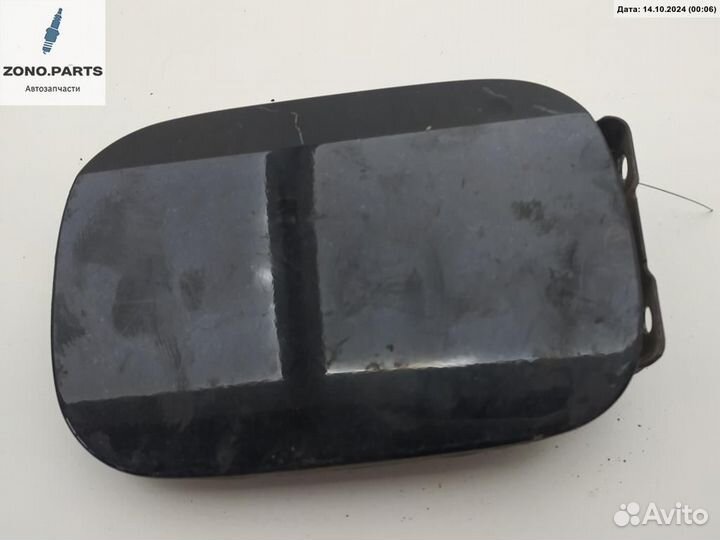 Лючок бака A2097500206 на Mercedes W209 (CLK)