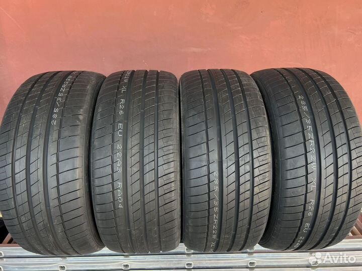 Kapsen RS26 Practical Max HP 255/35 R20 101W