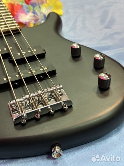 Бас гитара Cort Action Bass