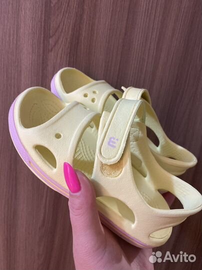 Сандали для девочки