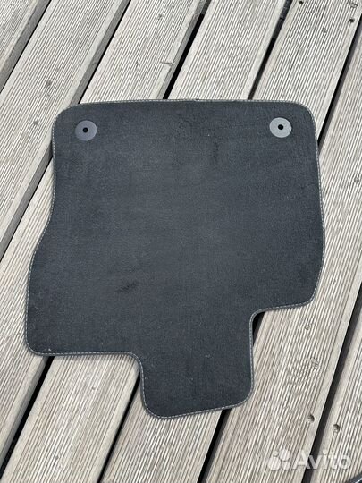 Автомобильные коврики на Volkswagen Tiguan