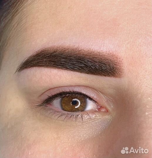 Перманентный макияж модели