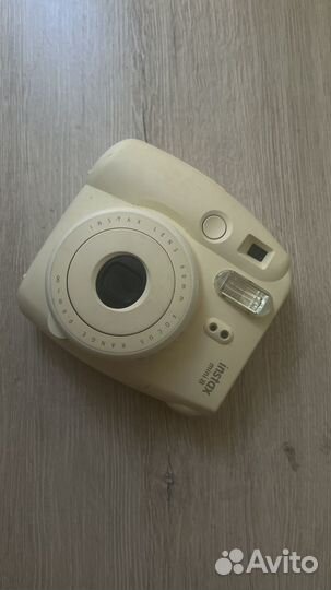 Intax mini 8 фотоопарат fujifilm