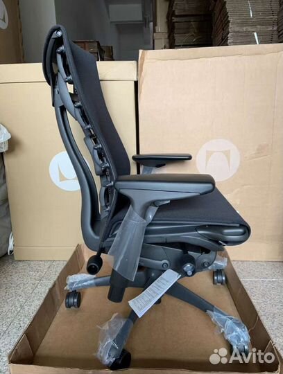 Кресла Herman Miller