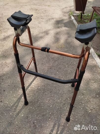 Ходунки для взрослых