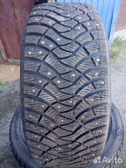 Dunlop SP Winter Ice 03 235/45 R18