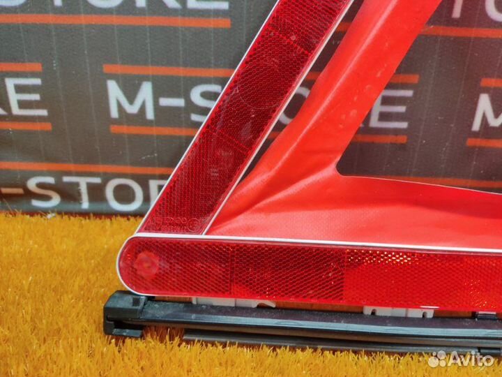 Знак аварийной остановки Bmw 5-Series E39 M54B25