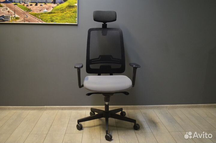 Кресло офисное руководителя