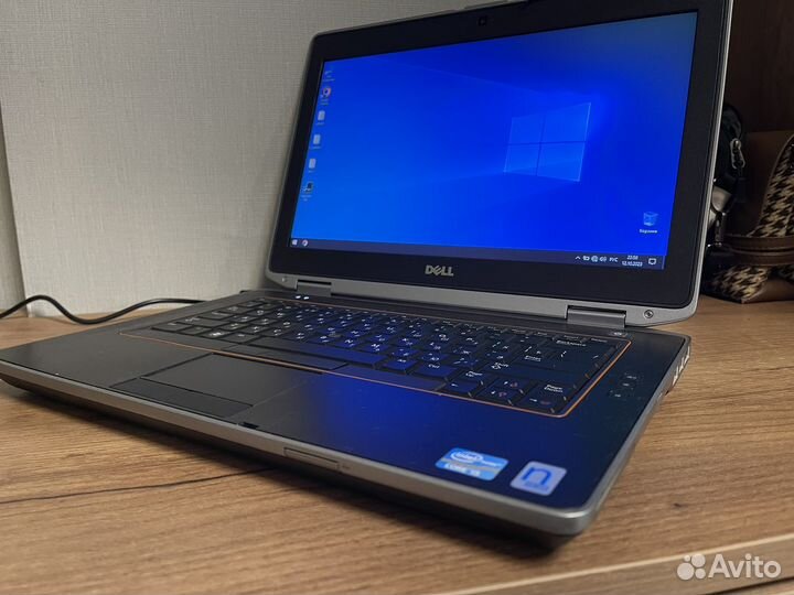 Мощный и быстрый ноутбук Dell i7/ 12 гб/ SSD