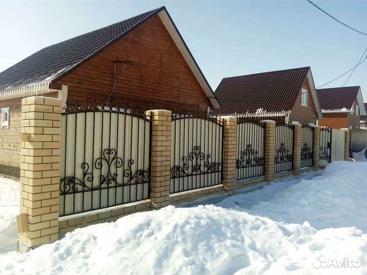 Забор кованый