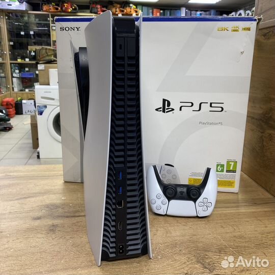 Игровая приставка Sony PlayStation 5, с дисководом