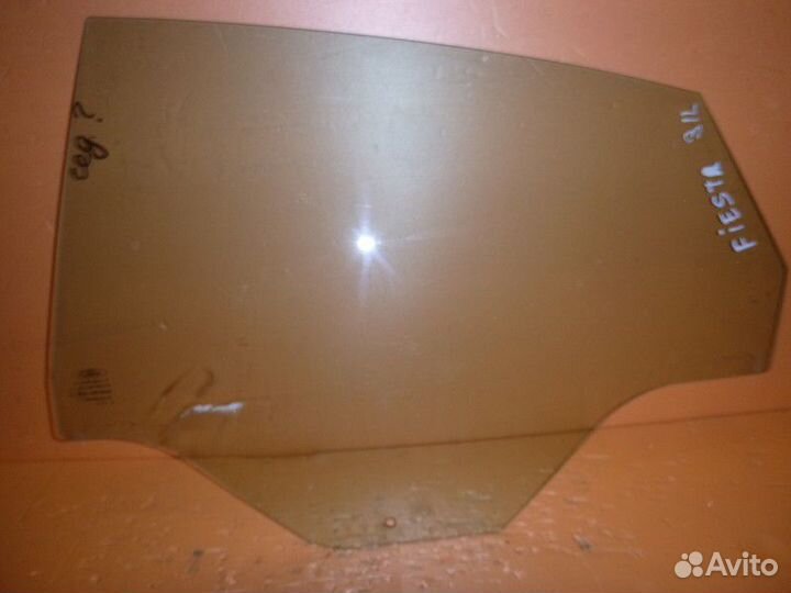 Стекло двери задней левой ford fiesta 2008