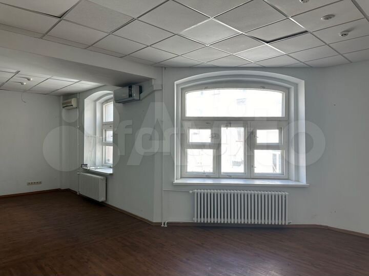 Сдам офисное помещение, 184 м²