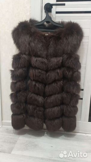 Меховая жилетка из песца
