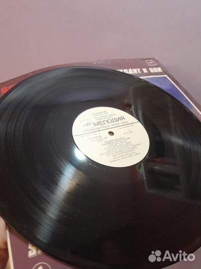 Высоцкий Сыновья уходят в бой Часть 1 винил