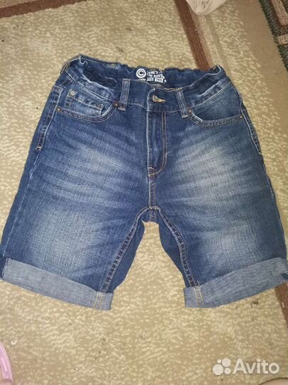 Шорты джинсовые на мальчика р 146 б/у