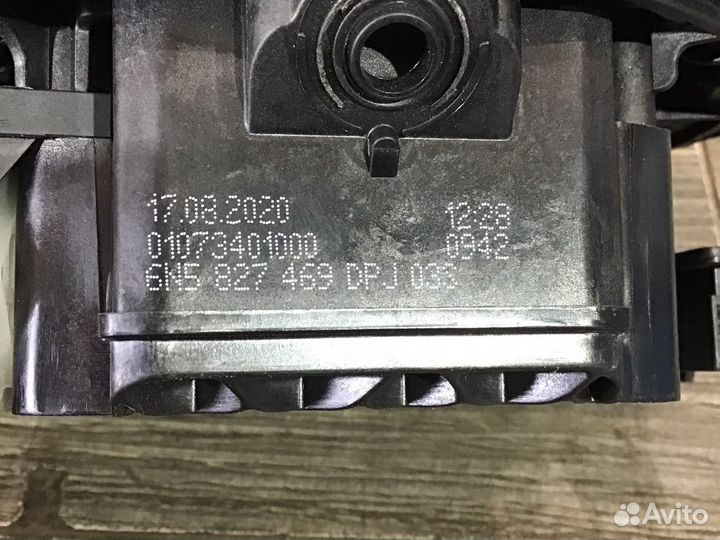 Камера заднего вида Volkswagen Polo 6 Liftback