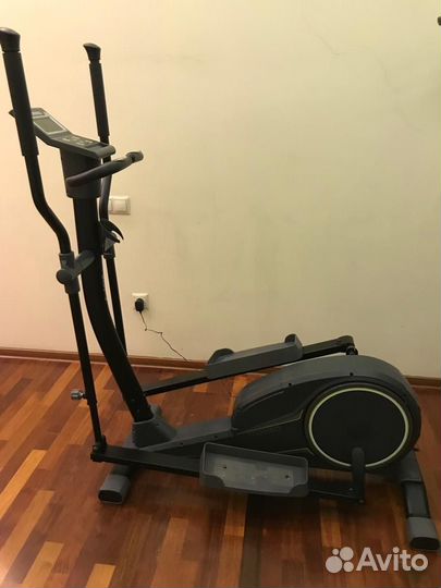 Эллиптический тренажер torneo